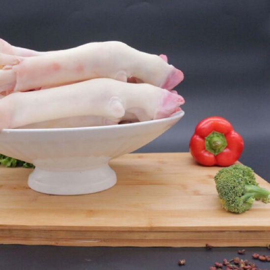Chân dê tươi giá tốt - nuôi an toàn